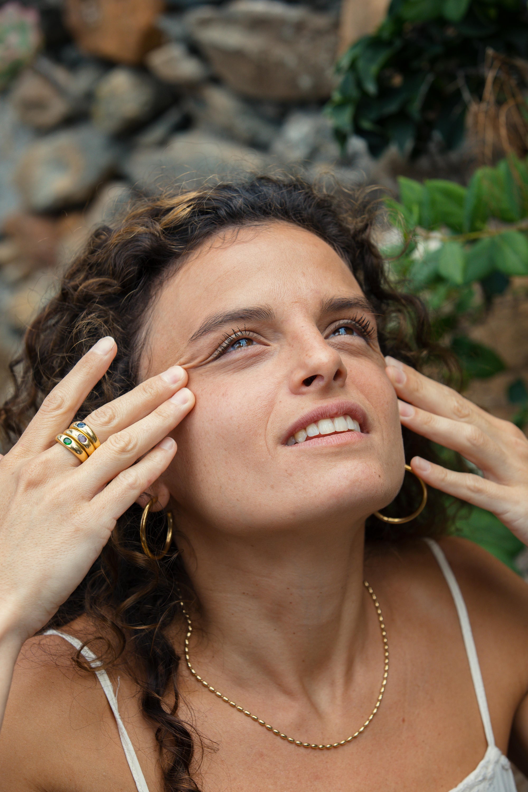 CONTORNO DE OJOS VITA C · GOODAL