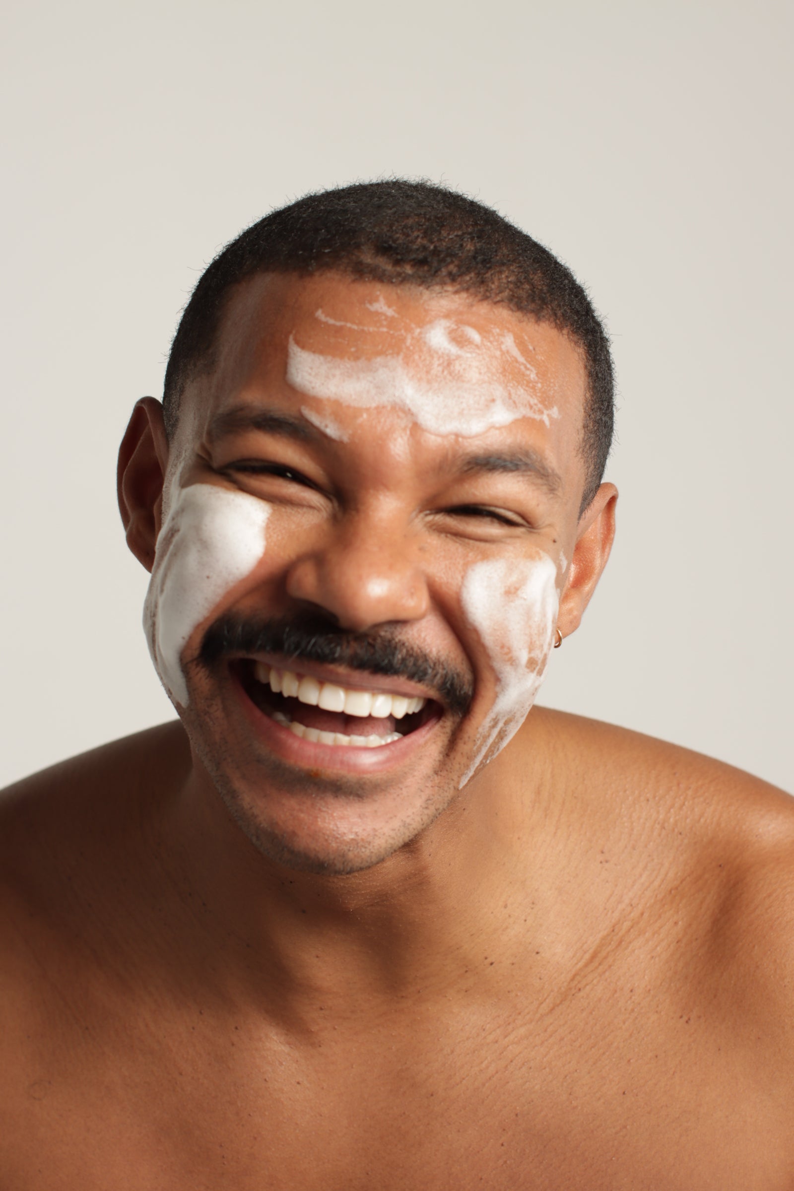 LIMPIADOR FACIAL SUAVE 1025 DOKDO · ROUND LAB