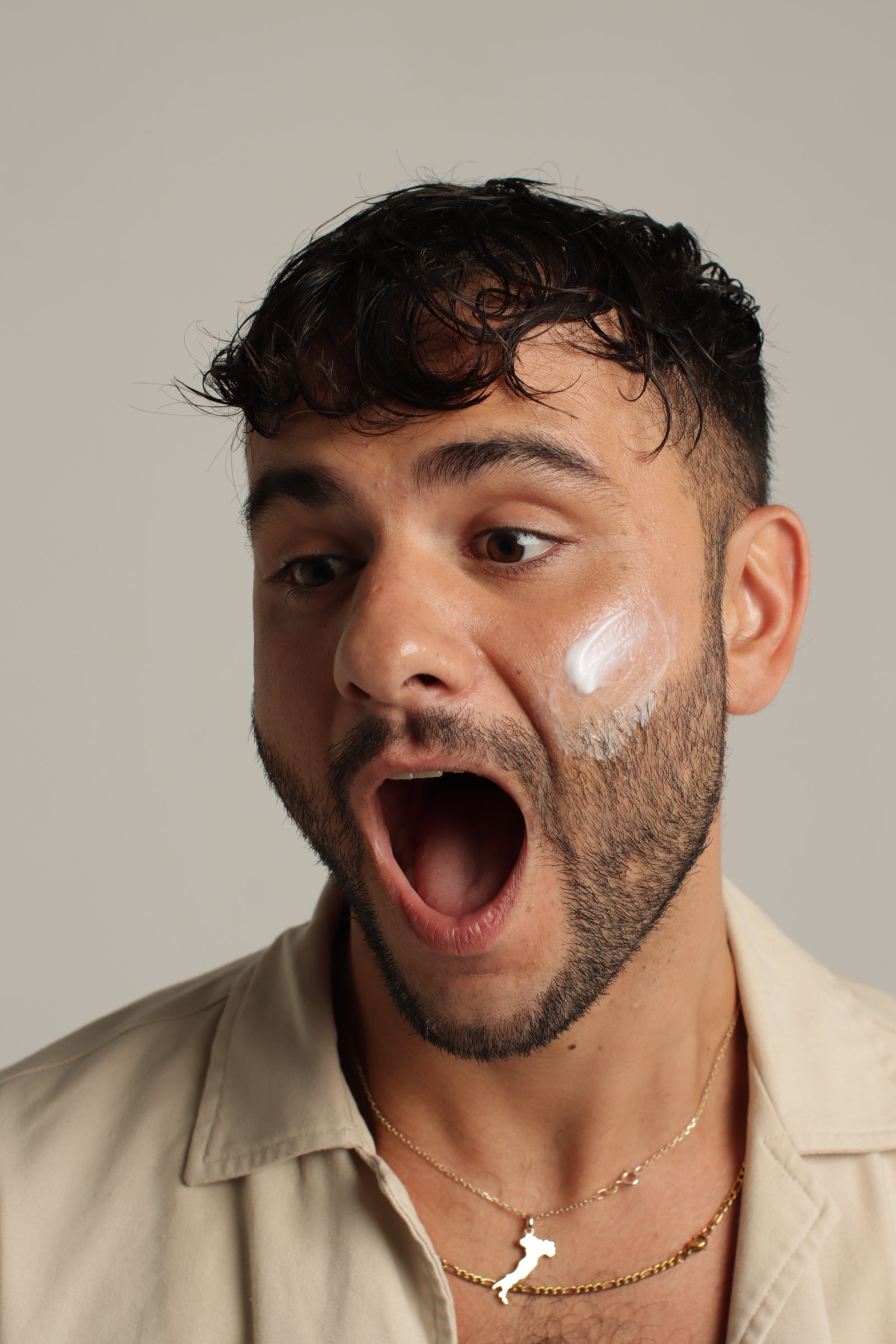 PROTECTOR SOLAR HIDRATANTE DE JUGO DE ABEDUL SPF50+ · ROUND LAB